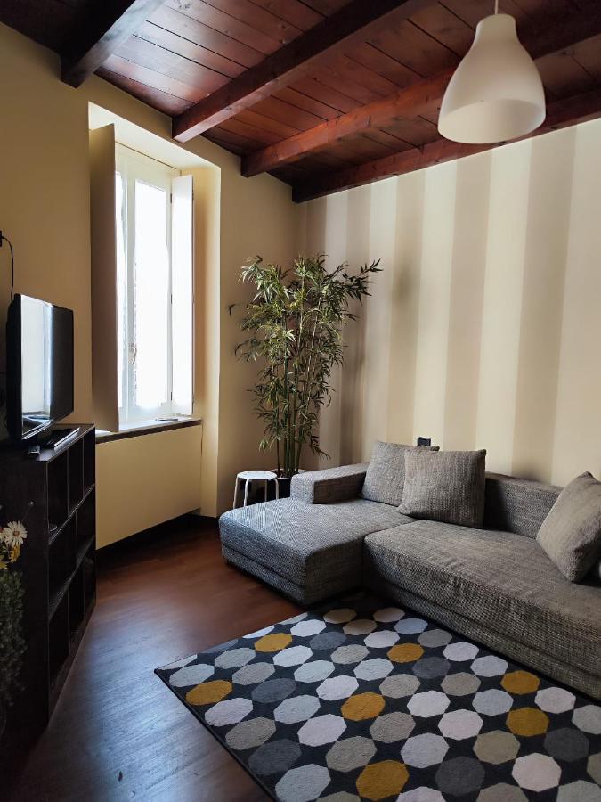Daisy Apartment In Centro A Como Exterior foto